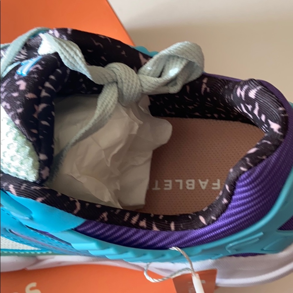 Fabletics sneakers - Picture 7 of 13
